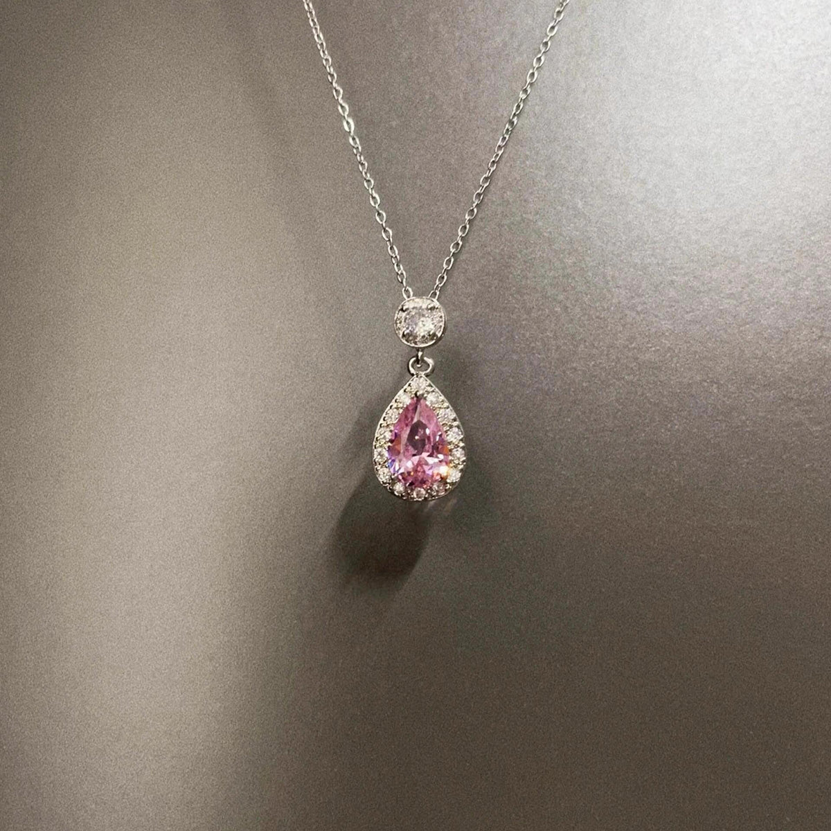 Vintage Retro Pink Diamond Flower Necklace - Niche Luxury Elegant Dainty Statement Jewelry