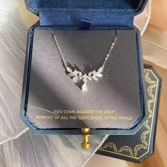 Laurel Goddess Wheat Ear Necklace for Women - Niche Water Drop Pendant, Ideal Birthday Gift for Bestie