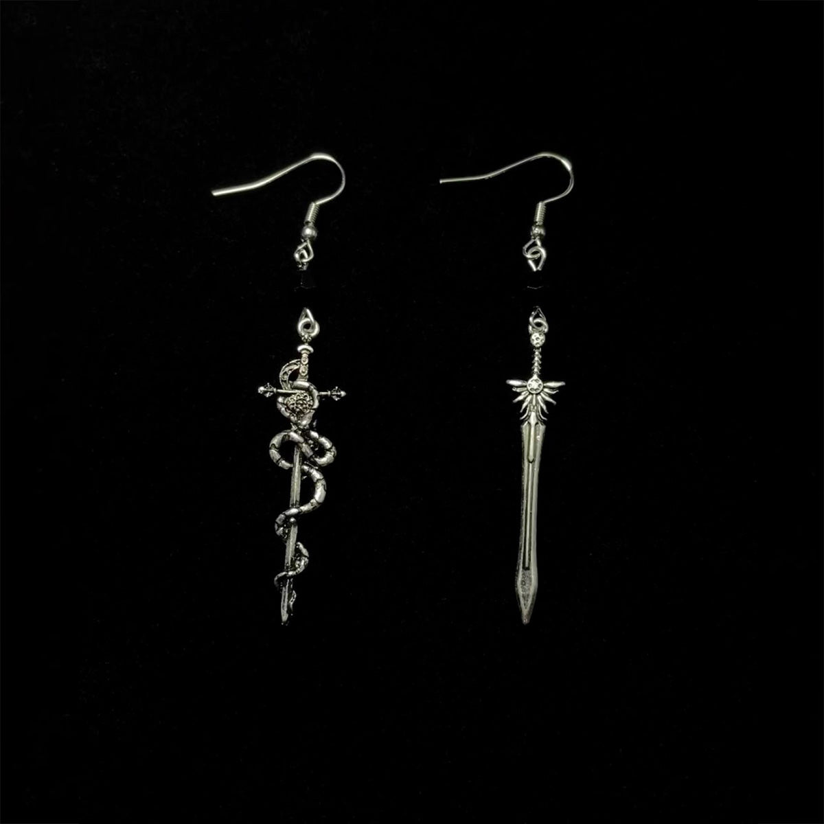 Vintage Alboli Sword Earrings - Retro Dark Knight Fantasy Jewelry | Unique Sword Ear Studs