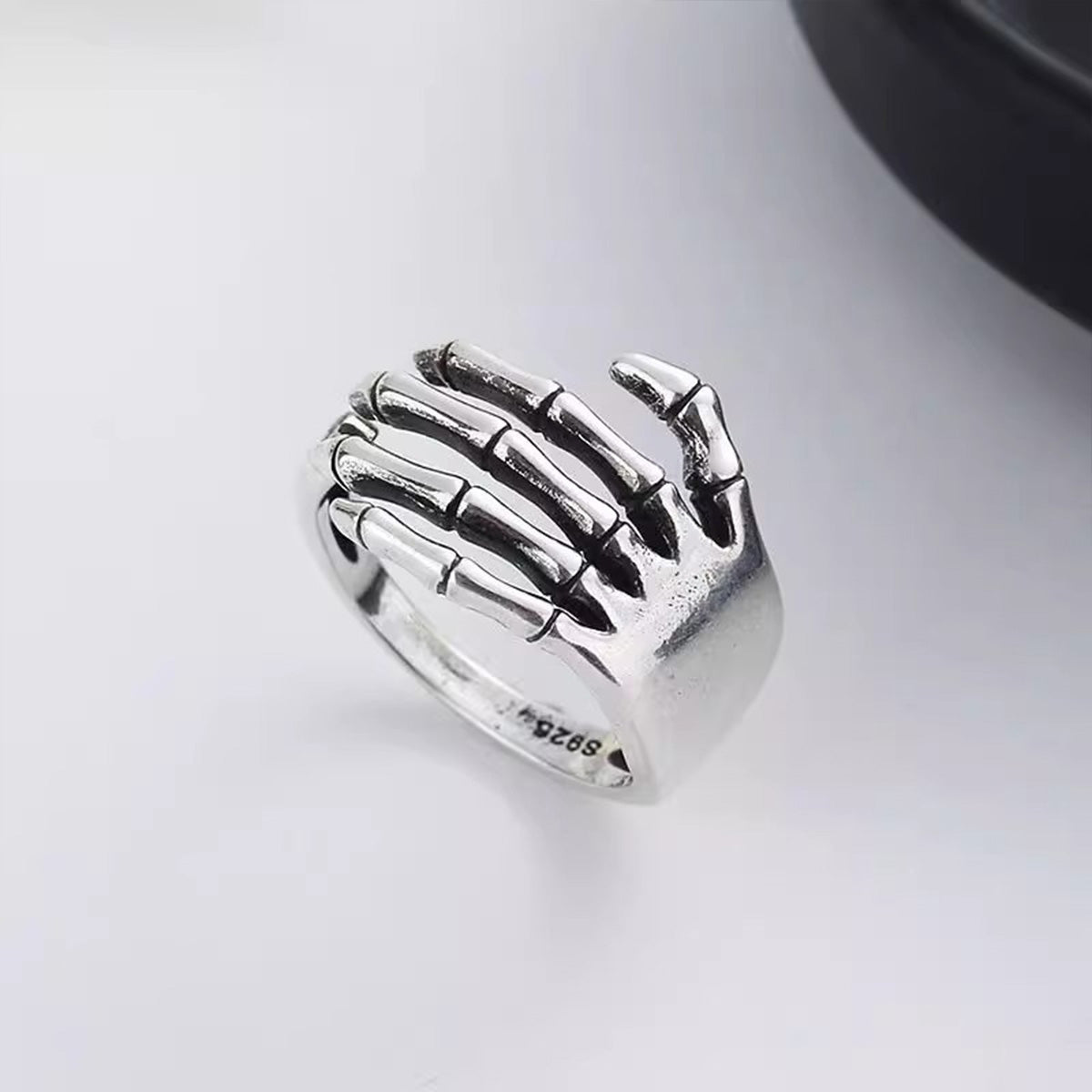 Dark Gothic Skull Palm Open Ring - Adjustable Niche Weirdcore Retro Trendy Unisex Accessory
