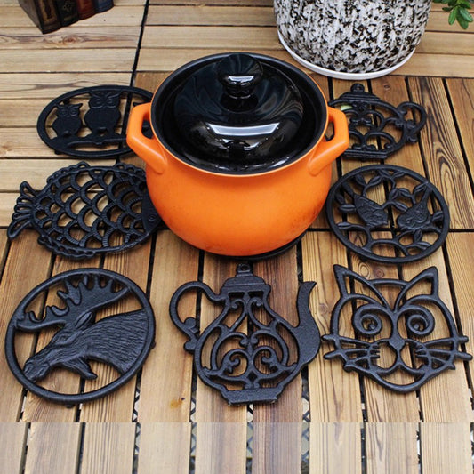 Vintage Cast Iron Trivet – Rustic Heat-Resistant Pot & Cup Stand for Kitchen Decor