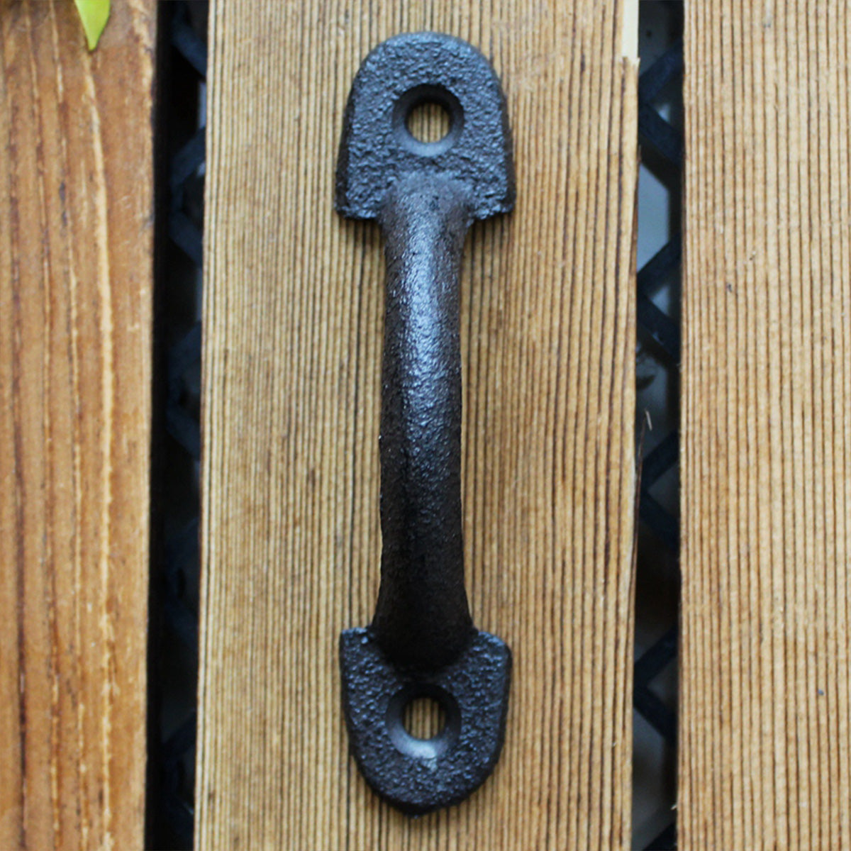 Vintage Cast Iron Cabinet Handle — American & Nordic Style Drawer Pull