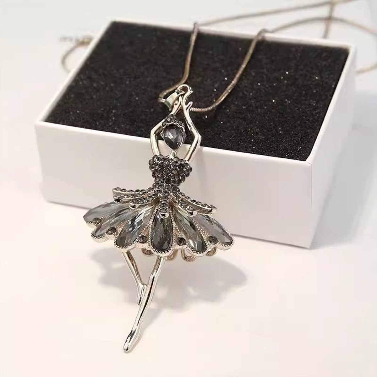Stylish Ballerina Sweater Chain - Versatile Women's Pendant Necklace | Fashion Clothing Accessory