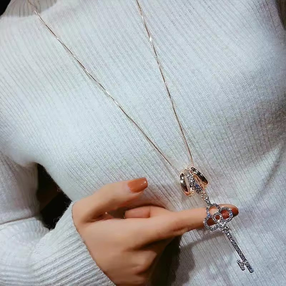 Stylish Ballerina Sweater Chain - Versatile Women's Pendant Necklace | Fashion Clothing Accessory