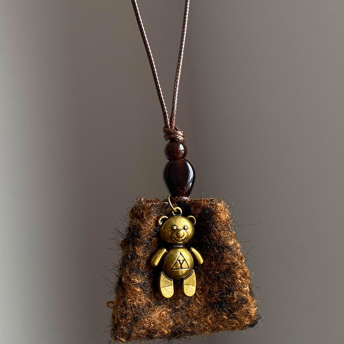 Vintage Maillard Brown Leopard Print Triangle Gold Logo Pendant - Fall/Winter Fashion Sweater Chain