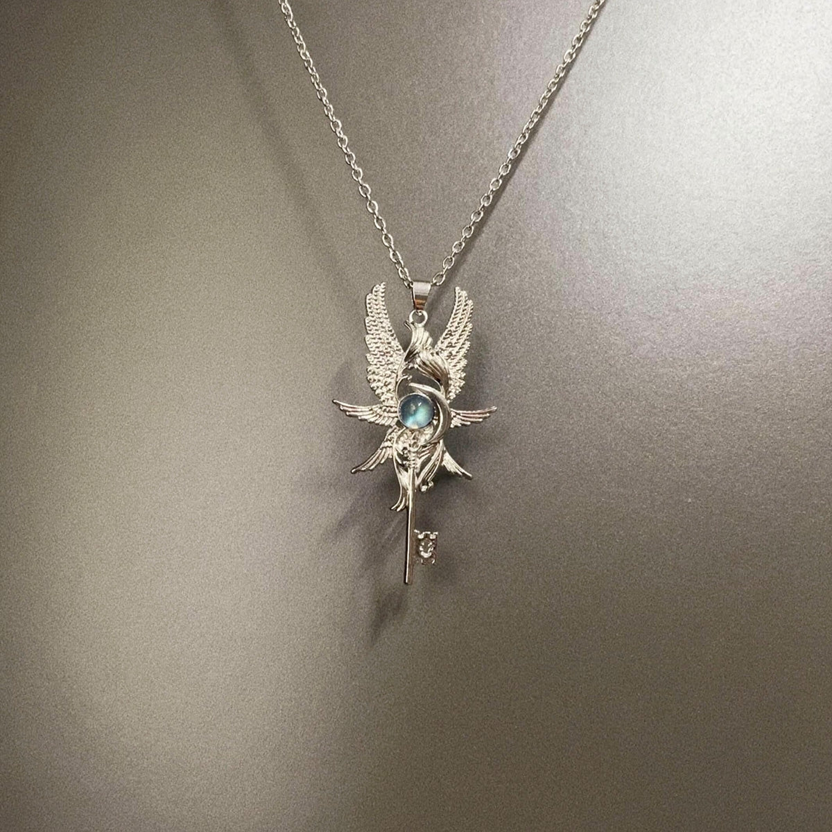 Vintage Grey Moonlight Wand Necklace - Retro Elegant Niche Fashion Accessory for Women