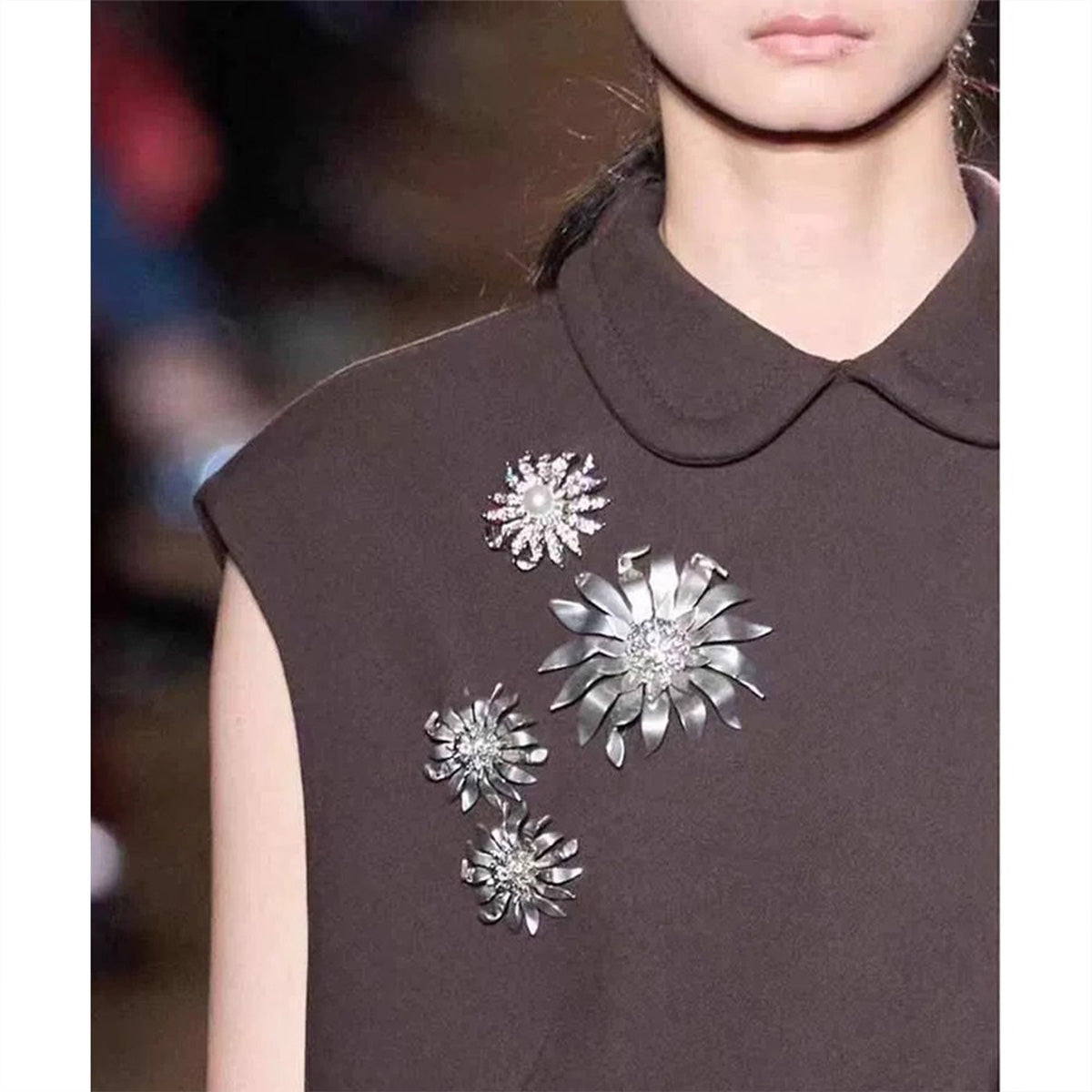 Luxury Sparkle Sunflower Pearl Brooch - Elegant Women's Blazer Pin Fashion Statement Accessory