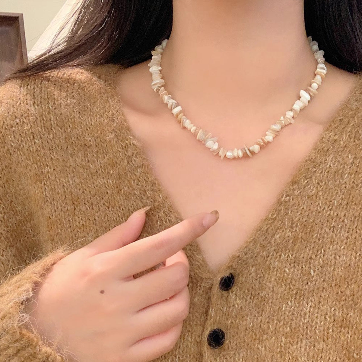 Natural Irregular Chip Bead Necklace - Women's Niche Bohemian Clavicle Chain Unique Statement Jewelry