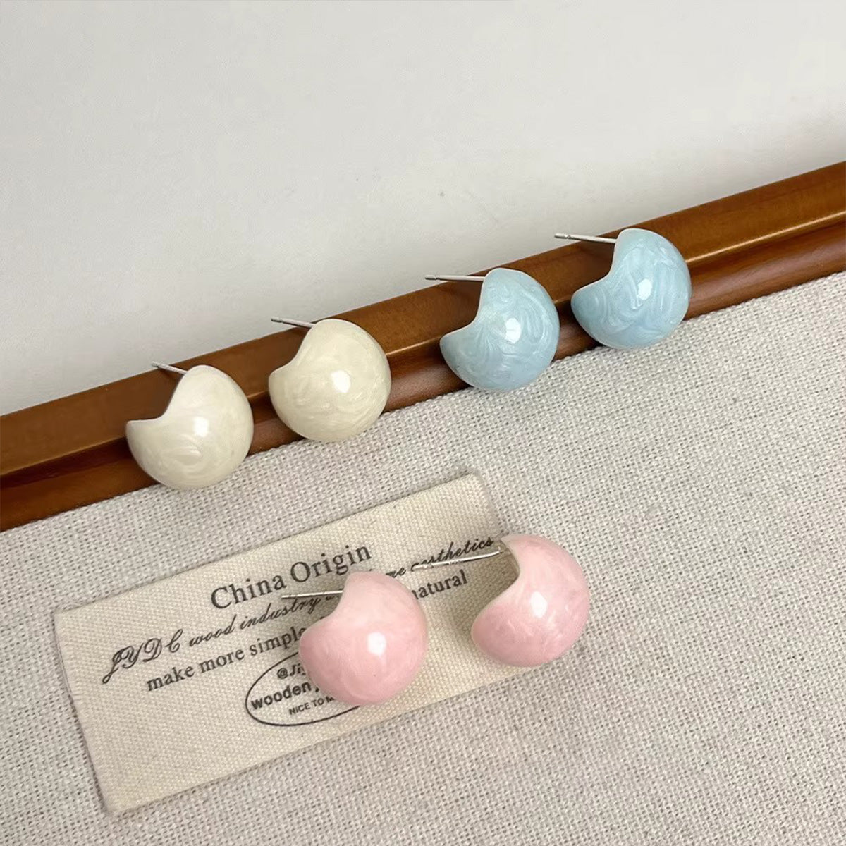 French Retro Enamel Colored Round Studs - Niche Minimalist Elegant Versatile Women's Earrings