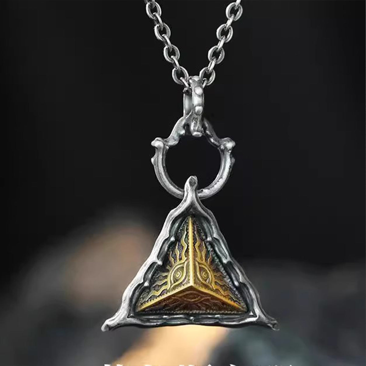 Eye of Horus Necklace - All-Seeing Eye God Amulet Vintage Men's Pendant Niche Gothic Jewelry
