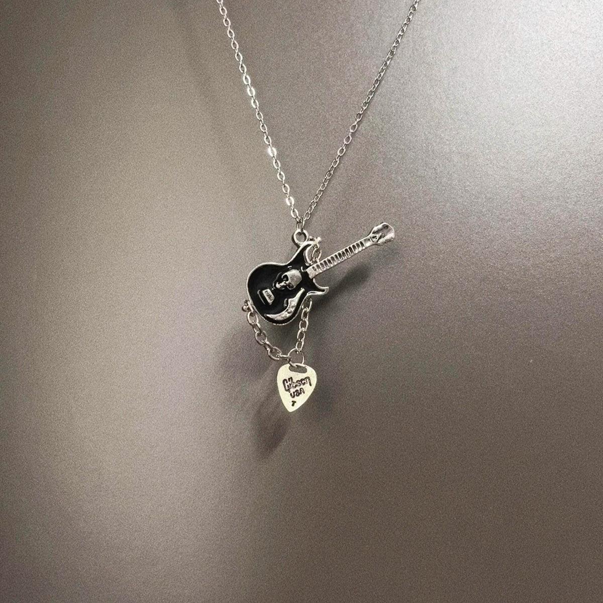 Vintage Retro Skull Guitarist Necklace - Niche Gothic Rock Edgy Unisex Statement Pendant