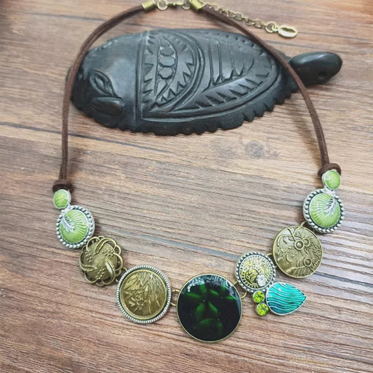 Vintage Oil Painting Print Leather Cord Necklace - Boho Floral Statement Jewelry for Women Trendy Versatile