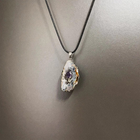 Vintage Retro Galactic Agate Necklace - Niche Luxury Mystic Statement Jewelry for Women