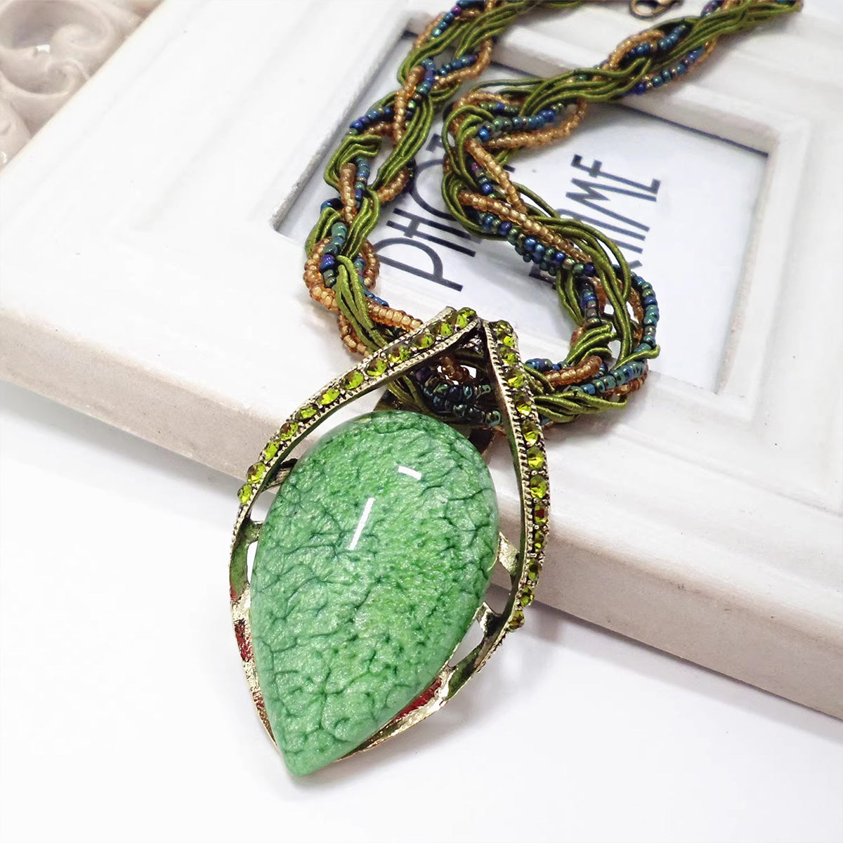 Bohemian Ethnic Leaf Drop Pendant Necklace - Vintage Bohemian Jewelry for Women