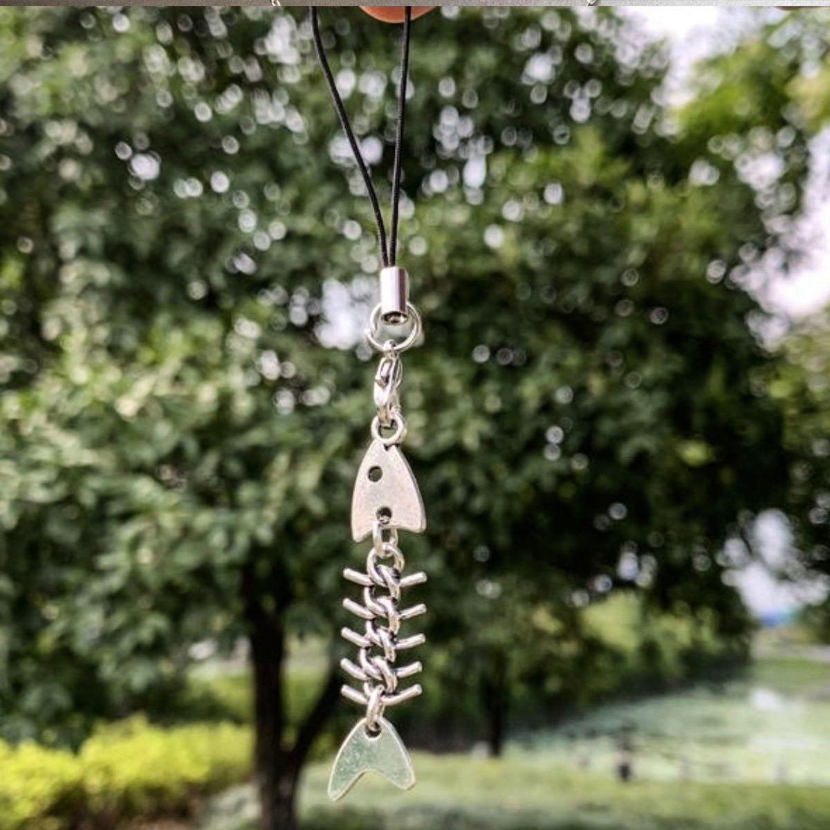 Vintage Small Fish Bones Necklace - Edgy Euro Style Unique Chain Pendant Trendy Jewelry