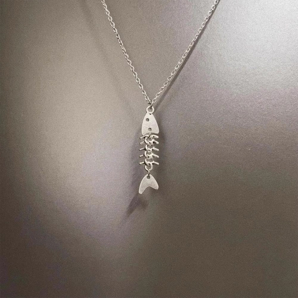 Vintage Small Fish Bones Necklace - Edgy Euro Style Unique Chain Pendant Trendy Jewelry