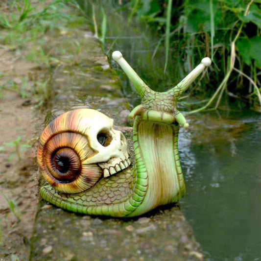 Halloween Skull Snail Figurine - Gothic Resin Sculpture | Garden Home Desktop Decor