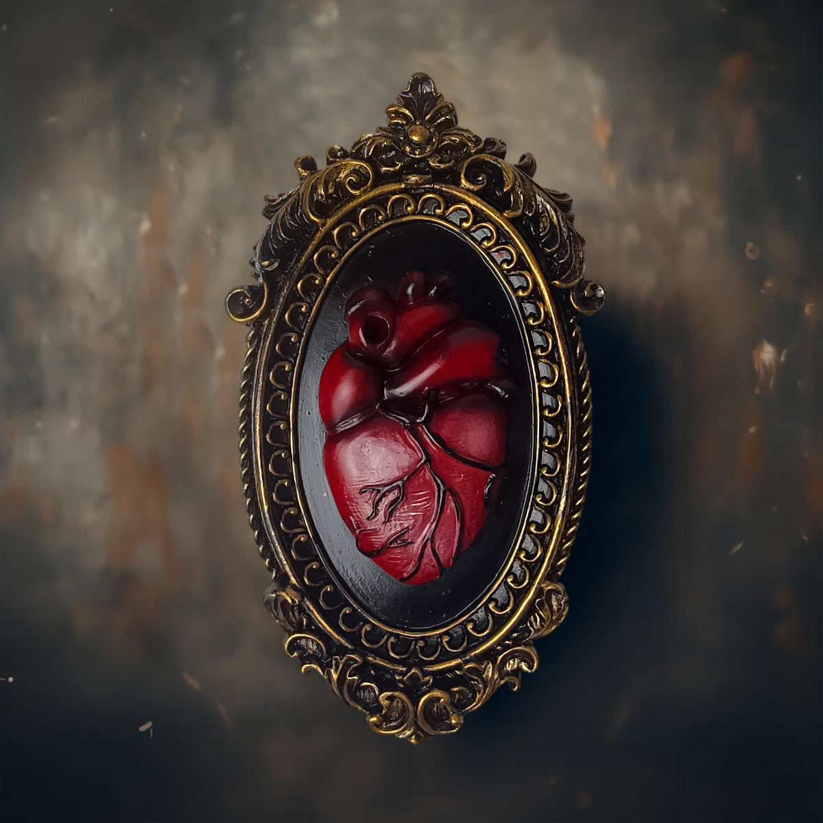 Gothic Dark Heart Wall Plaque - Macabre Horror Decor | Resin Sculpture Ornament