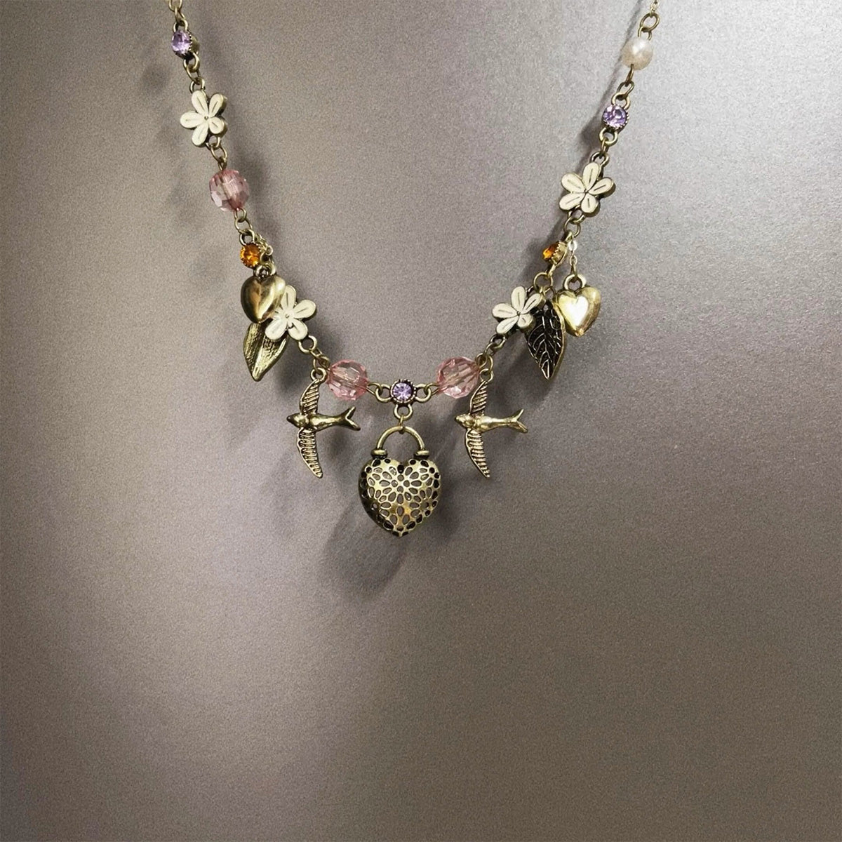 Vintage Konoha Flying Bird Necklace - Retro Anime Themed Jewelry | Unique Ninja Pendant