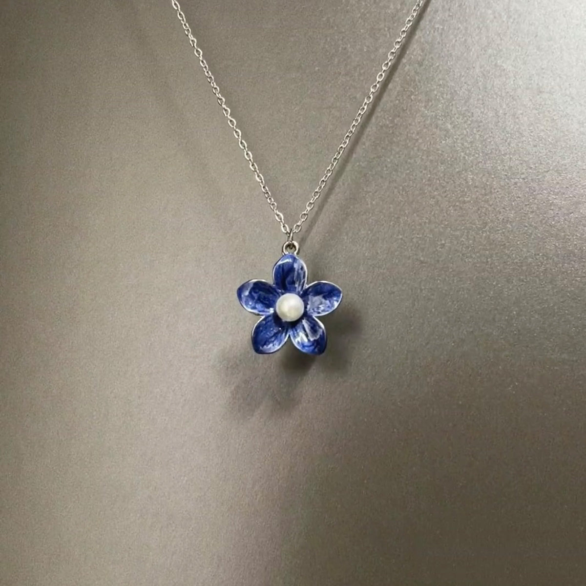 Vintage Pearl Cherry Blossoms Necklace - Retro Japanese Romantic Jewelry | Delicate Pendant