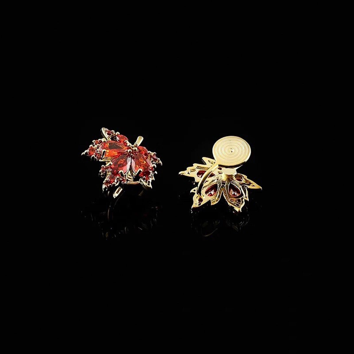 Vintage Maple Leaves Earrings - Retro Autumn Themed Jewelry | Delicate Leaf Studs