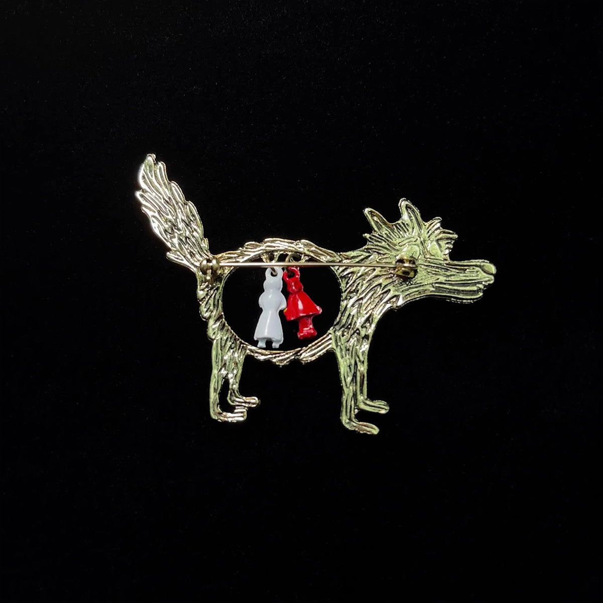 Vintage Grandma Wolf Brooch - Retro Dark Fairy Tale Jewelry | Unique Fantasy Pin