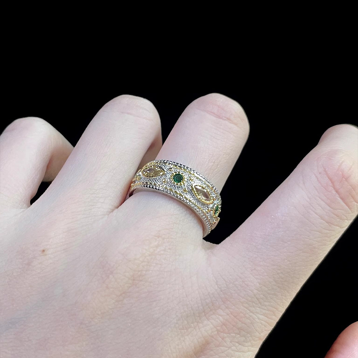 Vintage Brushed Zircon Ring - Retro Luxury Textured Jewelry | Unique Sparkle Band