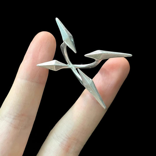 Vintage Dark Avant-garde Ring - Retro Edgy Artistic Jewelry | Unique Avant-garde Band