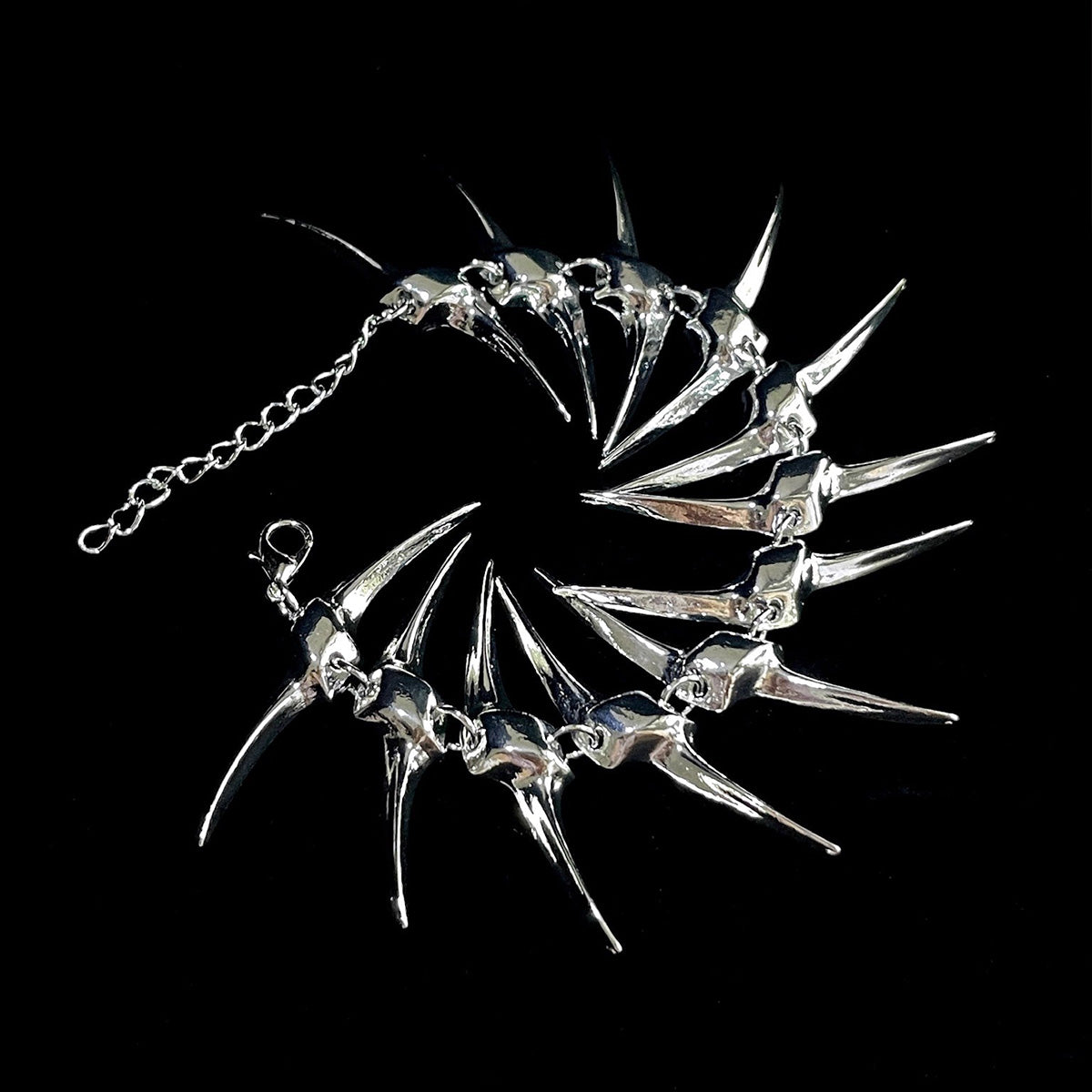 Vintage Dragon Skeleton Spine Bracelet - Retro Dark Fantasy Jewelry | Unique Gothic Wristband