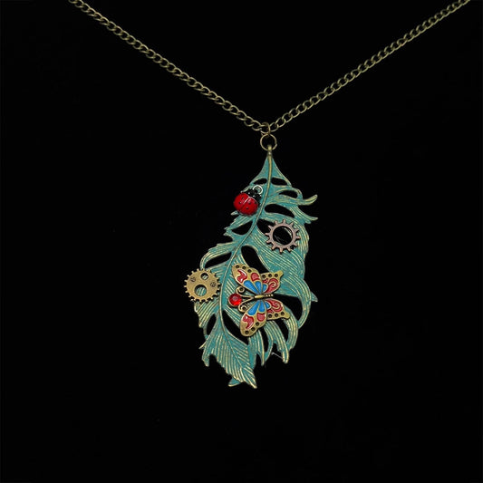 Vintage Green Feathers Necklace - Retro Forest Mystic Jewelry | Enchanted Plume Pendant