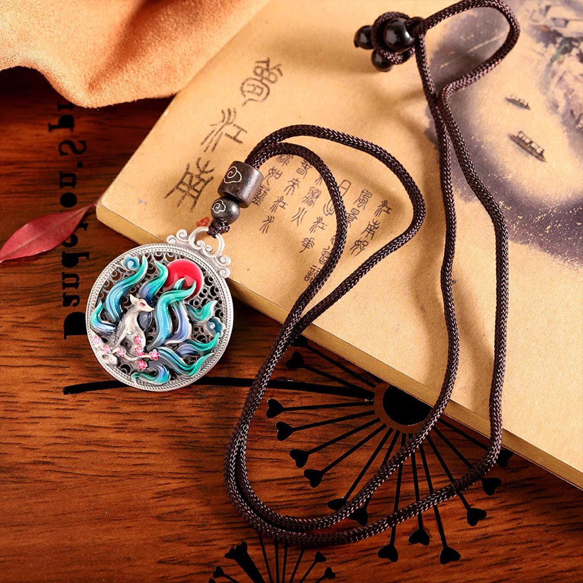 Vintage Cloisonné Enamel Nine-Tailed Fox Pendant - Elegant Sweater Chain | Niche Luxury Accessory